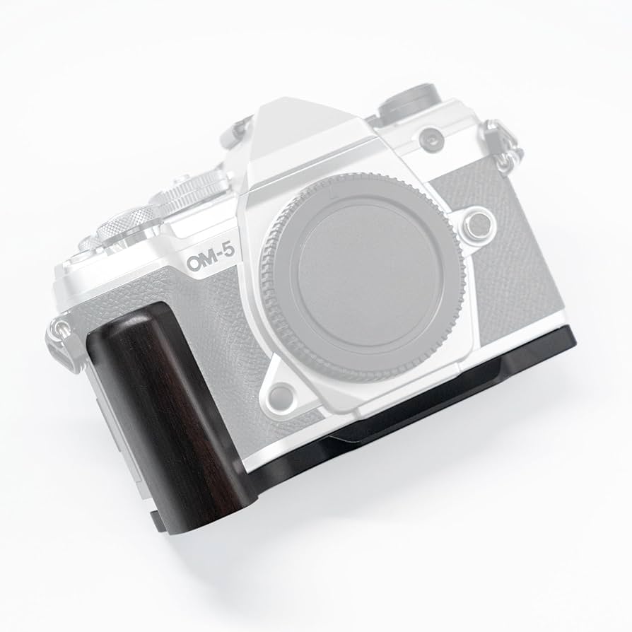 Amazon | Iborrys 高級レトロ実木 カメラグリップ 、対応 OM SYSTEM